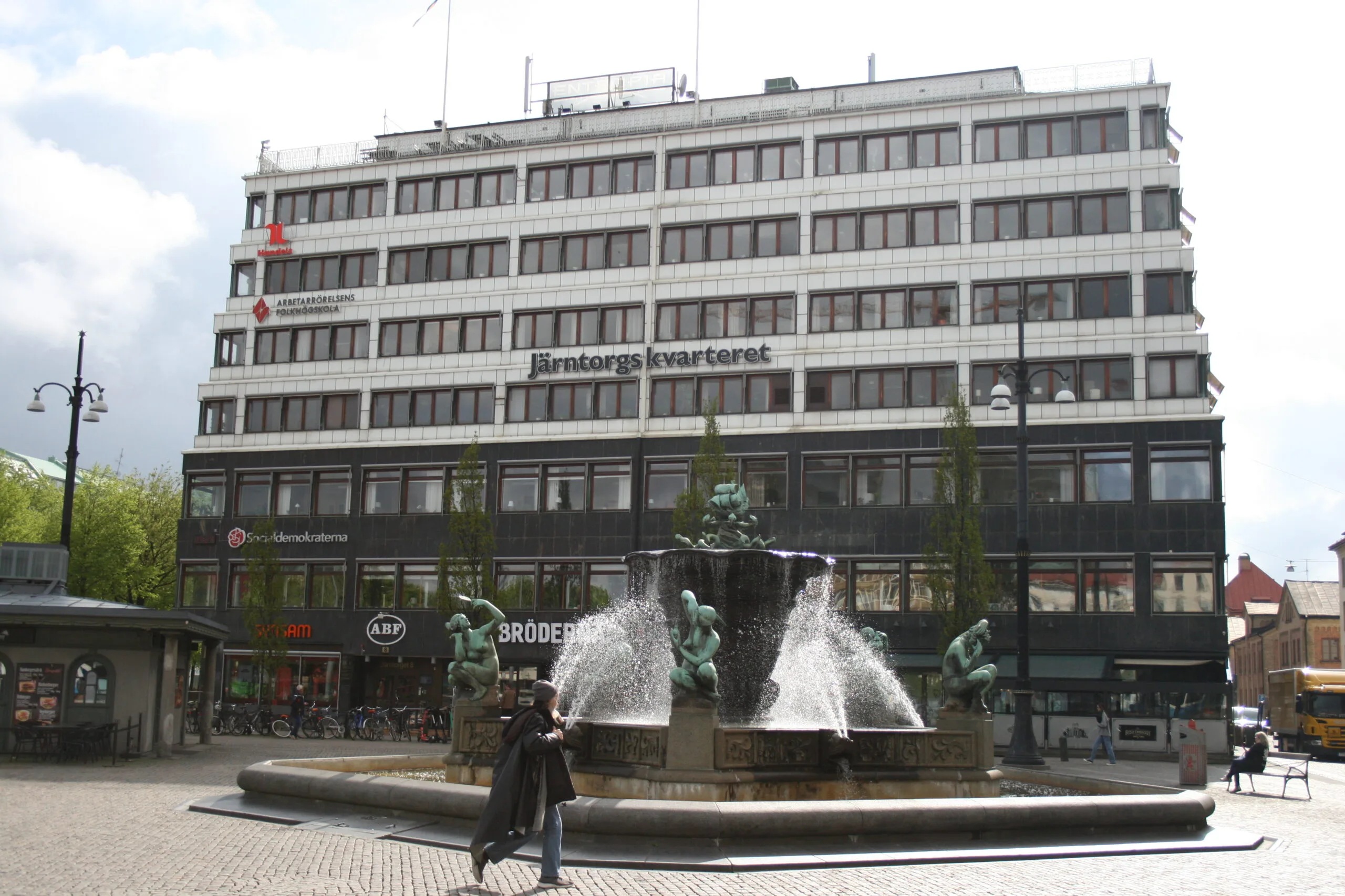 Fasaden på Järntorgskvarteret där Arkipelagens kontorshotell Järntorget har sina lokaler.