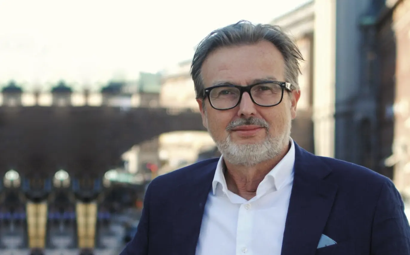 Per Andersson föreläser på FrukostAkademien på Arkipelagens kontorshotell i Sisjön.